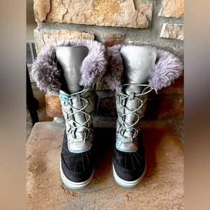 Roxy ski boots